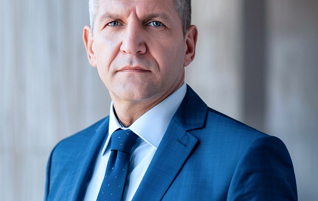 Директор по стратегическому развитию